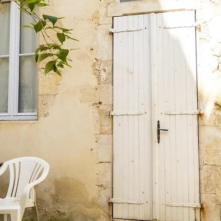 Renove En Plein Coeur De * La Rochelle (Charente-Maritime)